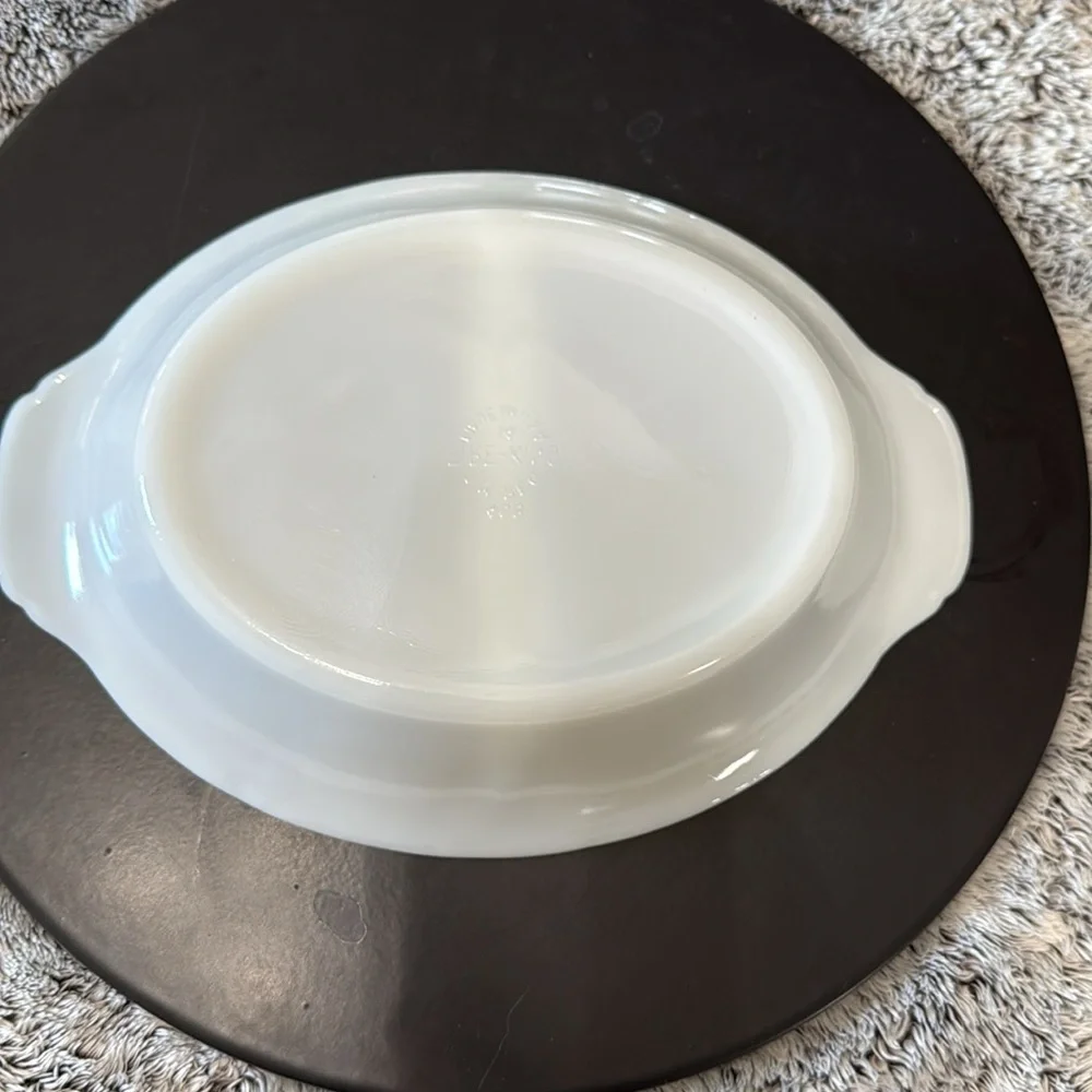Vintage Anchor Hocking Fire King White Milk Glass Divided‎ Baking Dish Model 468